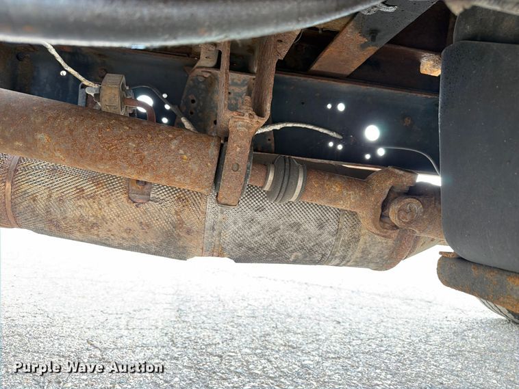 image for item DV2074 2011 Ford F450 dump flatbed truck