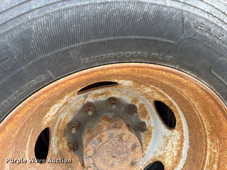 image for item DV2074 2011 Ford F450 dump flatbed truck