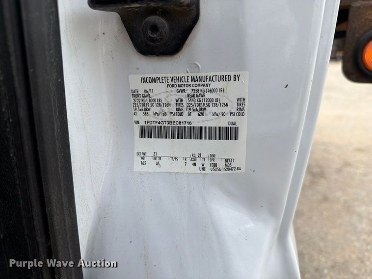 image for item DV2074 2011 Ford F450 dump flatbed truck