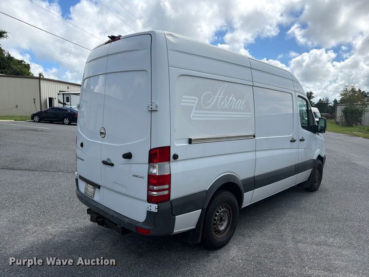 image for item DV7315 2018 Freightliner Sprinter 2500 van