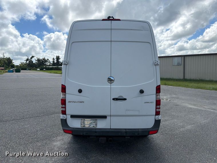 image for item DV7315 2018 Freightliner Sprinter 2500 van