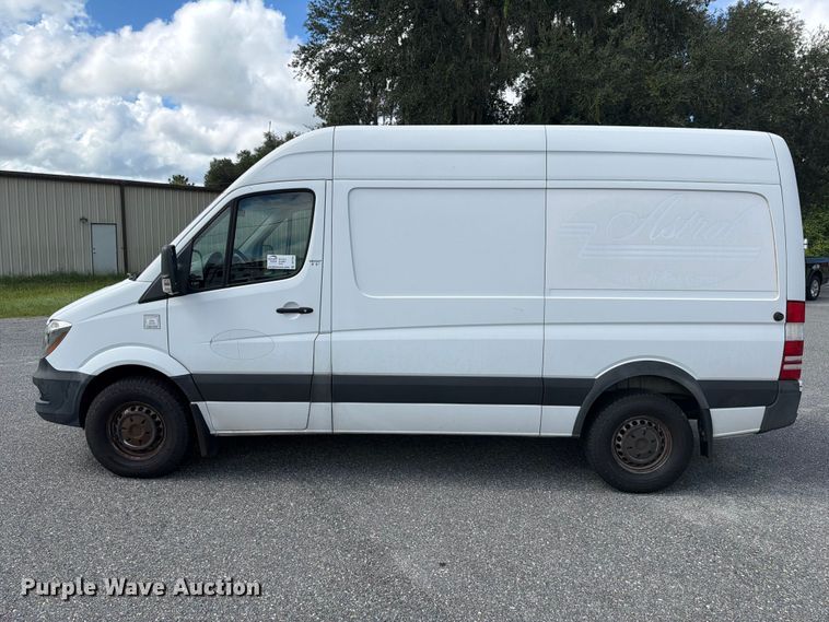 image for item DV7315 2018 Freightliner Sprinter 2500 van