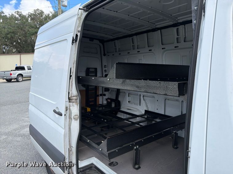 image for item DV7315 2018 Freightliner Sprinter 2500 van