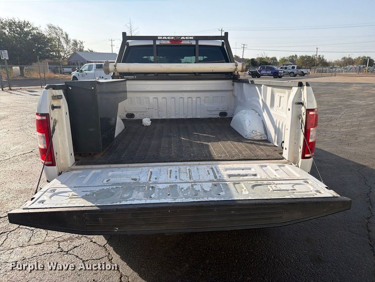 image for item DV8607 2018 Ford F150 Ext. Cab pickup truck