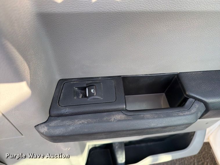 image for item DV8607 2018 Ford F150 Ext. Cab pickup truck