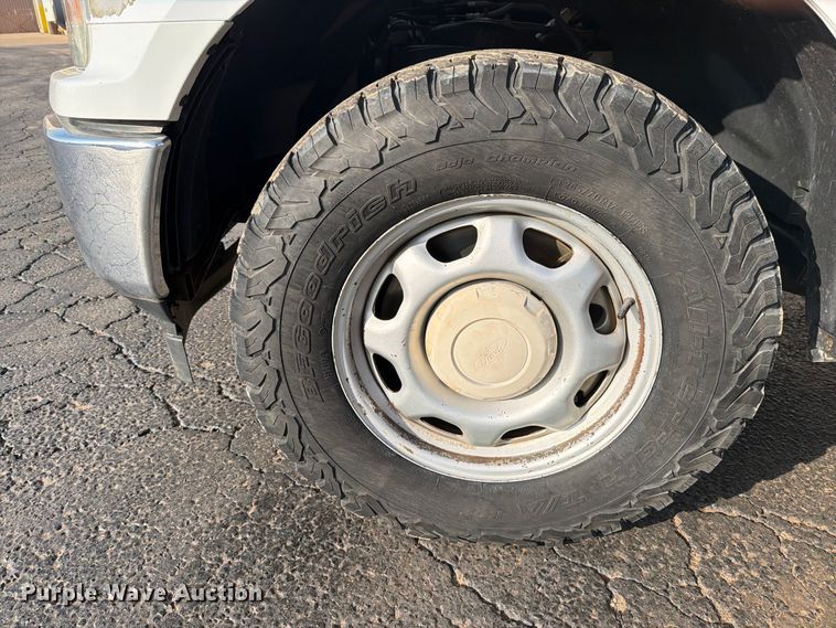 image for item DV8607 2018 Ford F150 Ext. Cab pickup truck