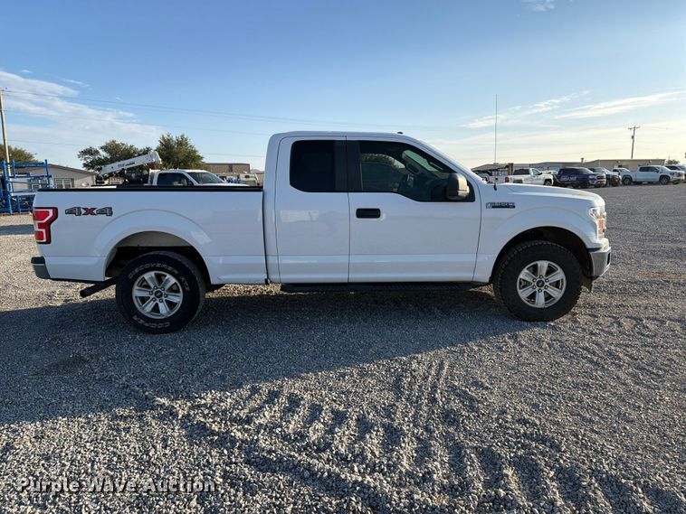 image for item DV8646 2018 Ford F150 Ext. Cab pickup truck