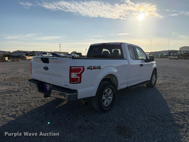 image for item DV8646 2018 Ford F150 Ext. Cab pickup truck