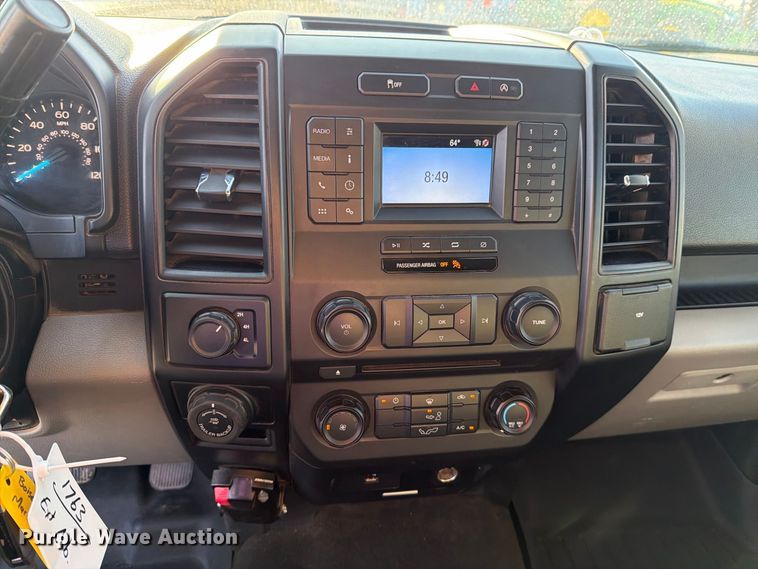 image for item DV8646 2018 Ford F150 Ext. Cab pickup truck