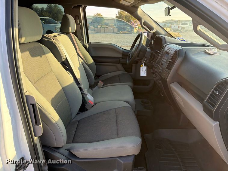 image for item DV8646 2018 Ford F150 Ext. Cab pickup truck