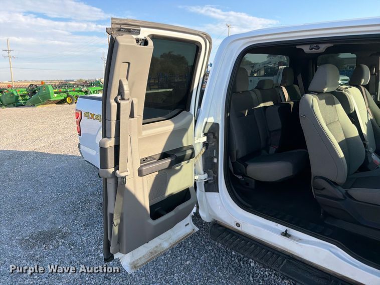 image for item DV8646 2018 Ford F150 Ext. Cab pickup truck