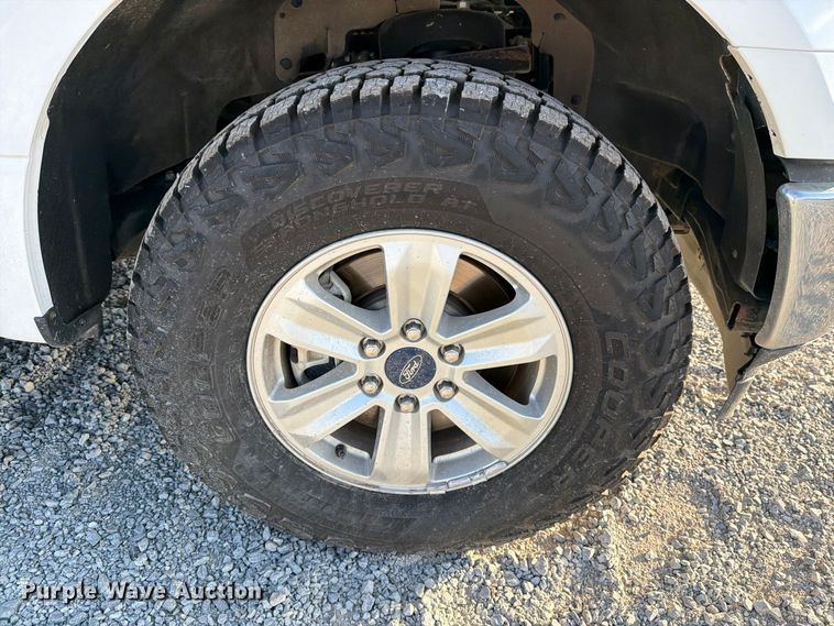 image for item DV8646 2018 Ford F150 Ext. Cab pickup truck