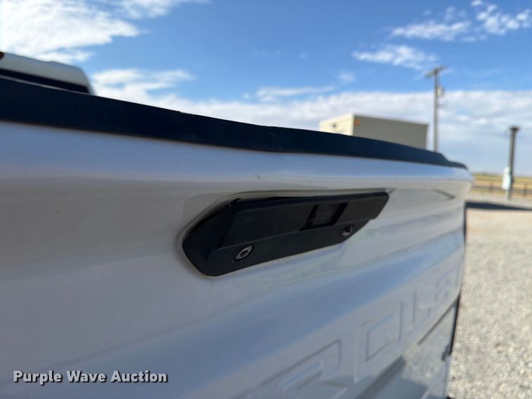 image for item DV8648 2020 Chevrolet Silverado 1500 Crew Cab pickup truck