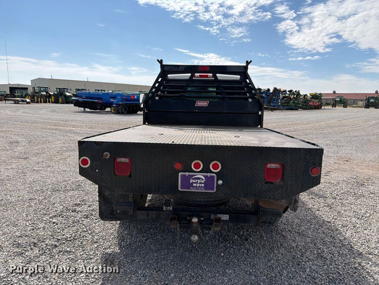 image for item DV8649 2010 GMC Sierra 2500 flatbed pickup truck