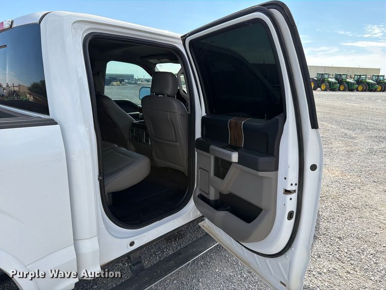 image for item DV8650 2018 Ford F150 Crew Cab pickup truck