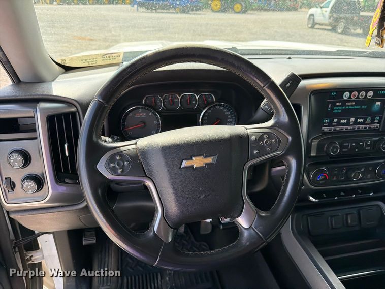image for item DV8651 2016 Chevrolet Silverado 1500 Crew Cab pickup truck