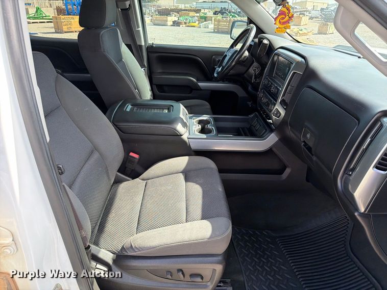 image for item DV8651 2016 Chevrolet Silverado 1500 Crew Cab pickup truck