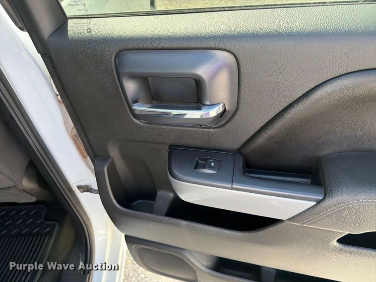 image for item DV8651 2016 Chevrolet Silverado 1500 Crew Cab pickup truck