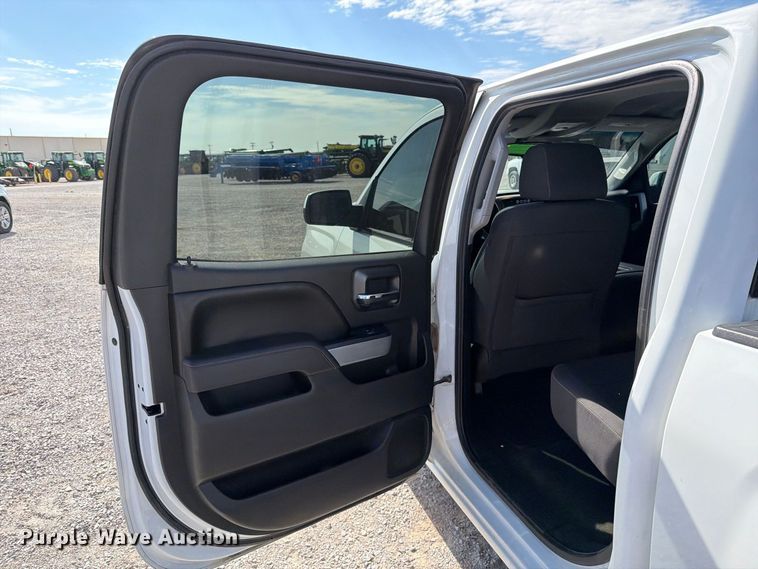 image for item DV8651 2016 Chevrolet Silverado 1500 Crew Cab pickup truck