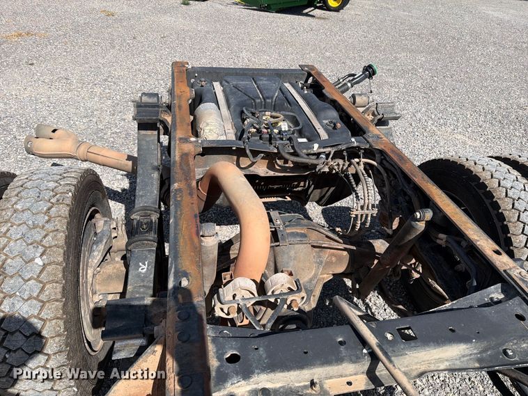 image for item DV8652 2019 Ford F550 Crew Cab truck cab and chassis