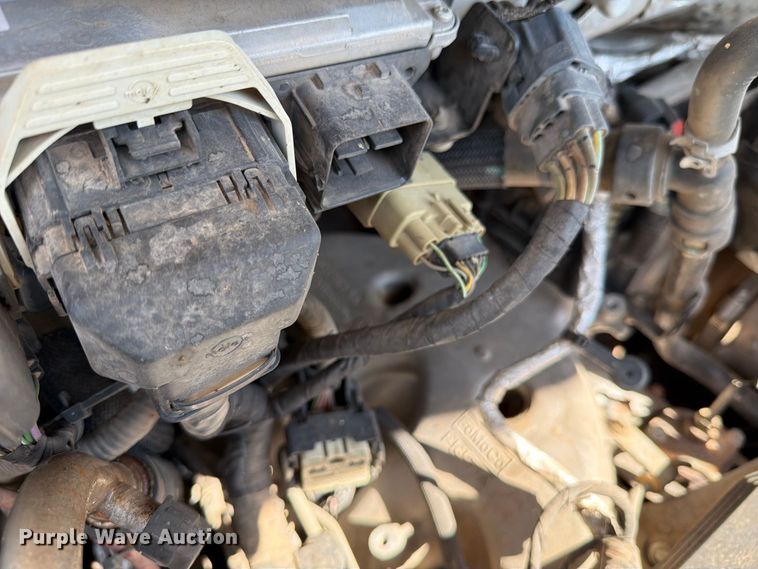 image for item DV8652 2019 Ford F550 Crew Cab truck cab and chassis