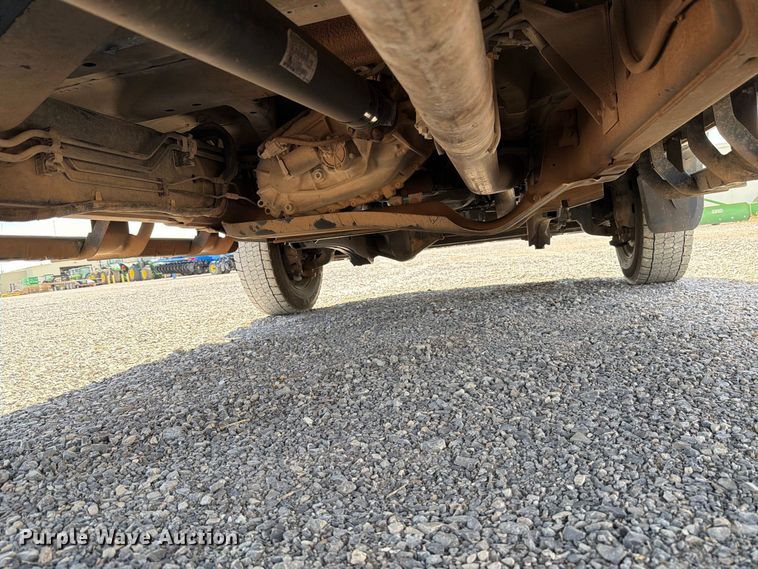 image for item DV8652 2019 Ford F550 Crew Cab truck cab and chassis