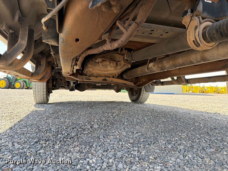 image for item DV8652 2019 Ford F550 Crew Cab truck cab and chassis
