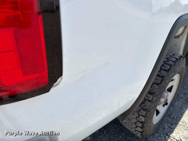 image for item DV8653 2015 GMC Sierra 1500 pickup truck