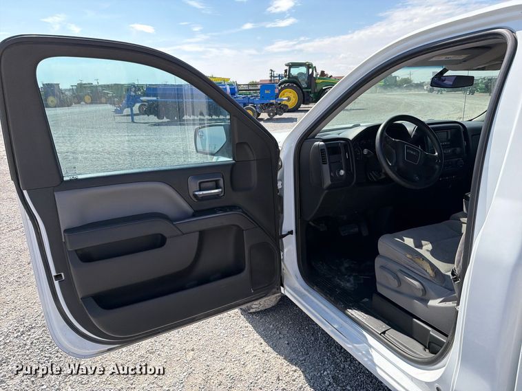 image for item DV8653 2015 GMC Sierra 1500 pickup truck