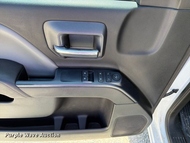 image for item DV8653 2015 GMC Sierra 1500 pickup truck