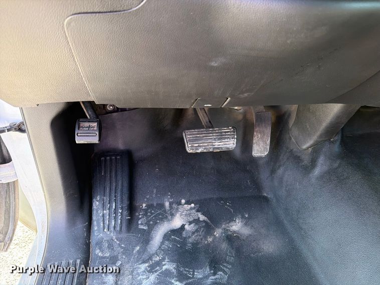 image for item DV8653 2015 GMC Sierra 1500 pickup truck