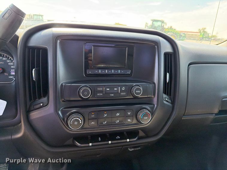 image for item DV8653 2015 GMC Sierra 1500 pickup truck