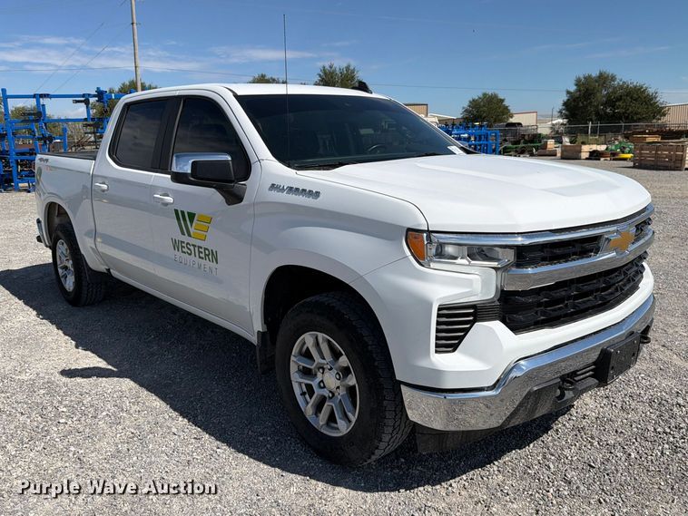 image for item DV8654 2023 Chevrolet Silverado 1500 Crew Cab pickup truck