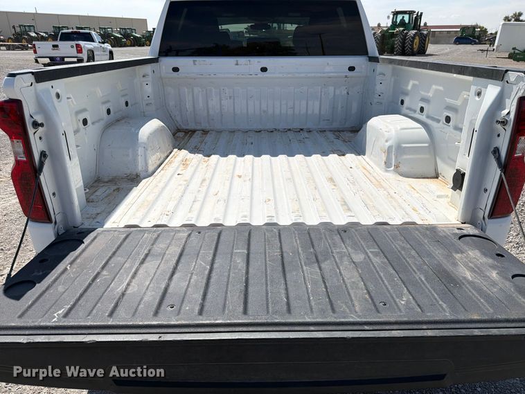 image for item DV8654 2023 Chevrolet Silverado 1500 Crew Cab pickup truck