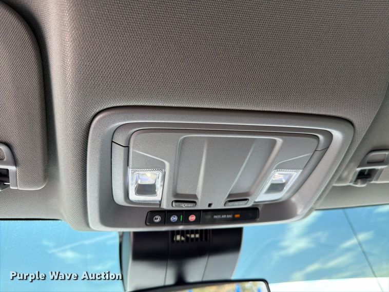 image for item DV8654 2023 Chevrolet Silverado 1500 Crew Cab pickup truck