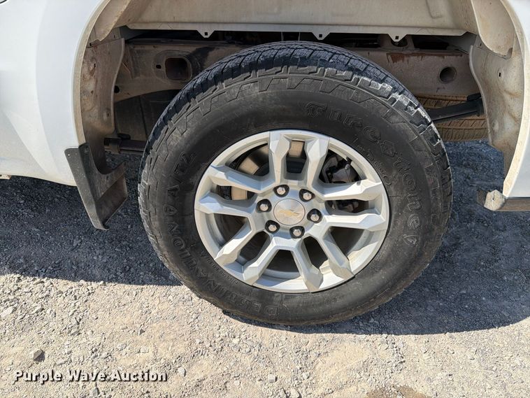 image for item DV8654 2023 Chevrolet Silverado 1500 Crew Cab pickup truck