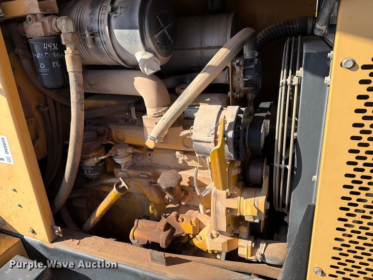 image for item DV8655 2005 Harlo HP8500 forklift