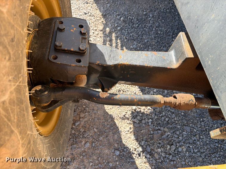 image for item DV8655 2005 Harlo HP8500 forklift