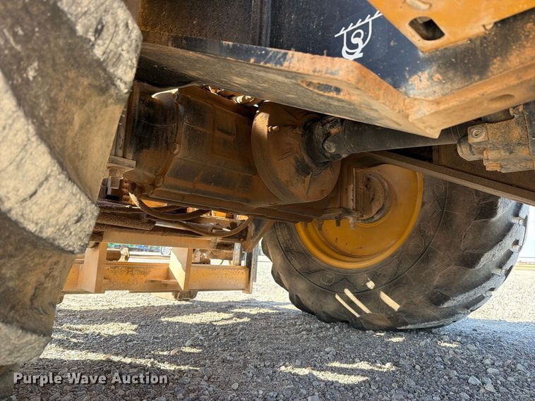 image for item DV8655 2005 Harlo HP8500 forklift