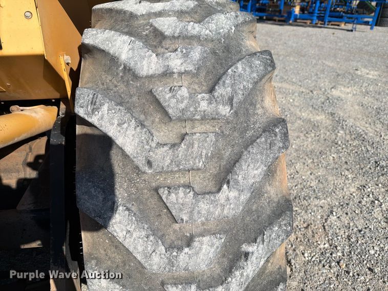image for item DV8655 2005 Harlo HP8500 forklift