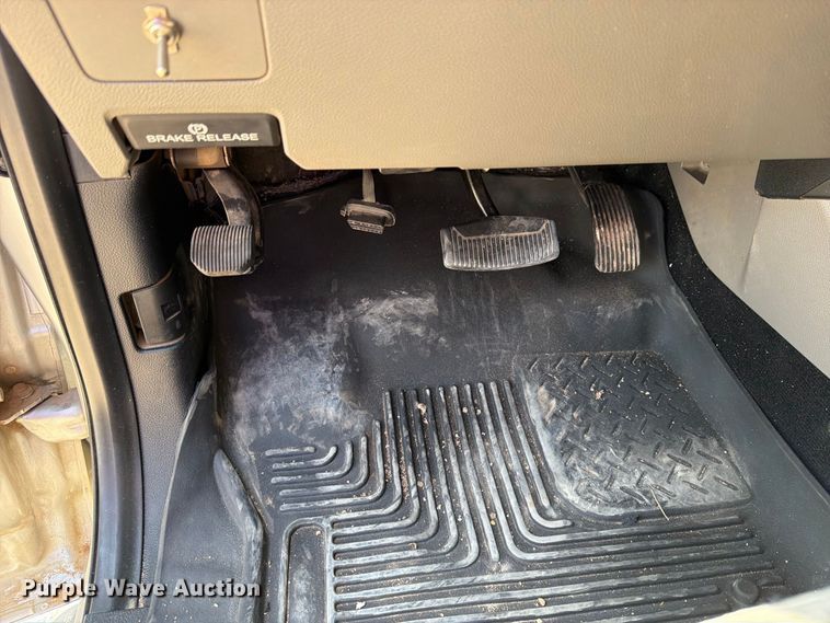 image for item DV8656 2018 Ford F250 Super Duty Crew Cab pickup truck