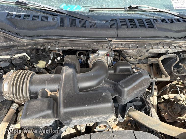 image for item DV8656 2018 Ford F250 Super Duty Crew Cab pickup truck