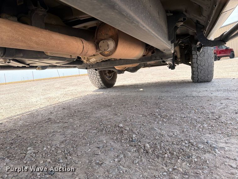 image for item DV8656 2018 Ford F250 Super Duty Crew Cab pickup truck