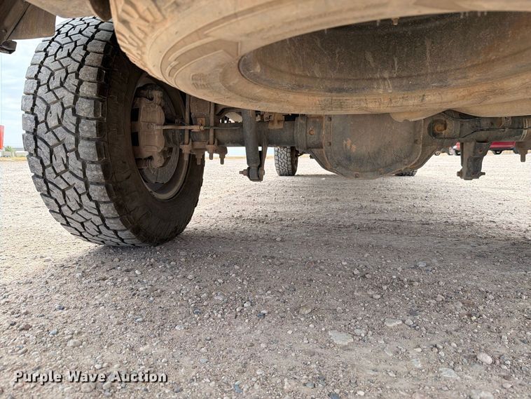 image for item DV8657 2019 Ford F250 Super Duty Crew Cab pickup truck