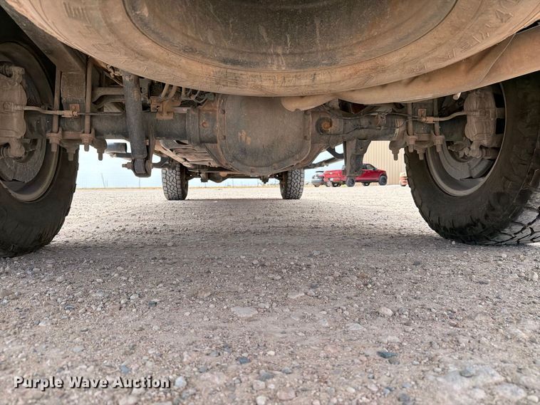 image for item DV8657 2019 Ford F250 Super Duty Crew Cab pickup truck