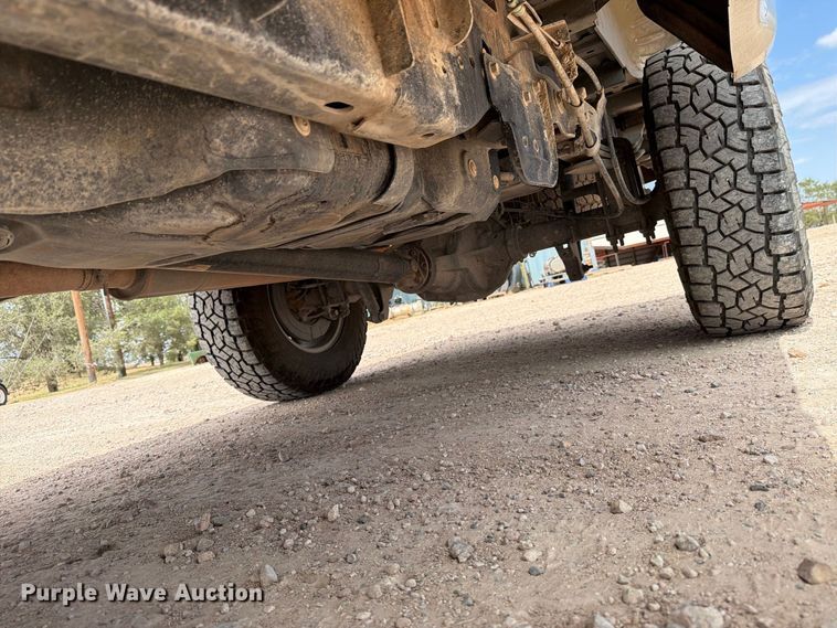 image for item DV8657 2019 Ford F250 Super Duty Crew Cab pickup truck