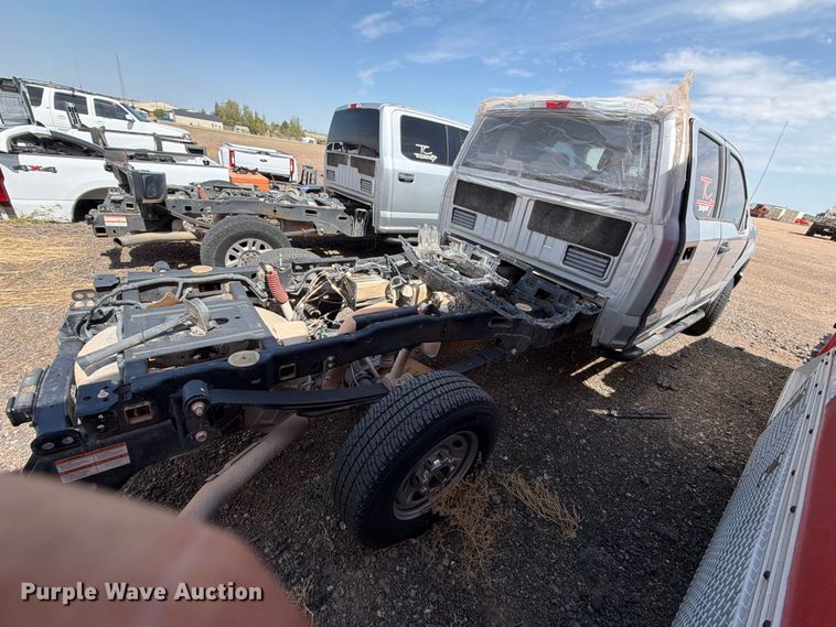 image for item DV8658 2017 Ford F250 Super Duty Crew Cab pickup truck