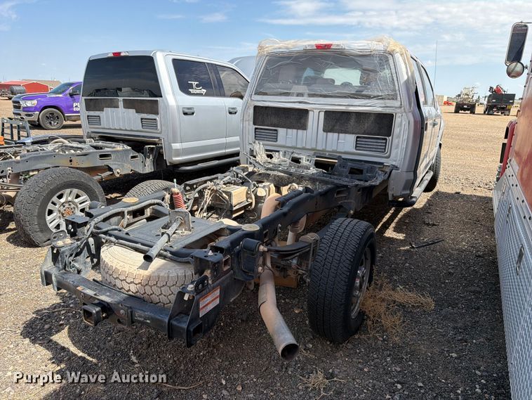 image for item DV8658 2017 Ford F250 Super Duty Crew Cab pickup truck