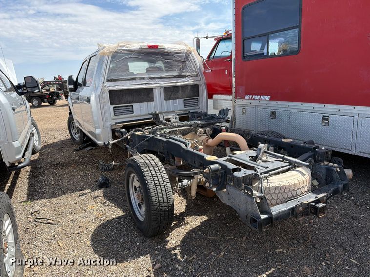 image for item DV8658 2017 Ford F250 Super Duty Crew Cab pickup truck