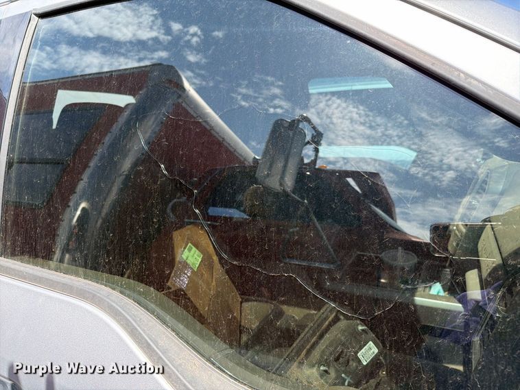 image for item DV8658 2017 Ford F250 Super Duty Crew Cab pickup truck